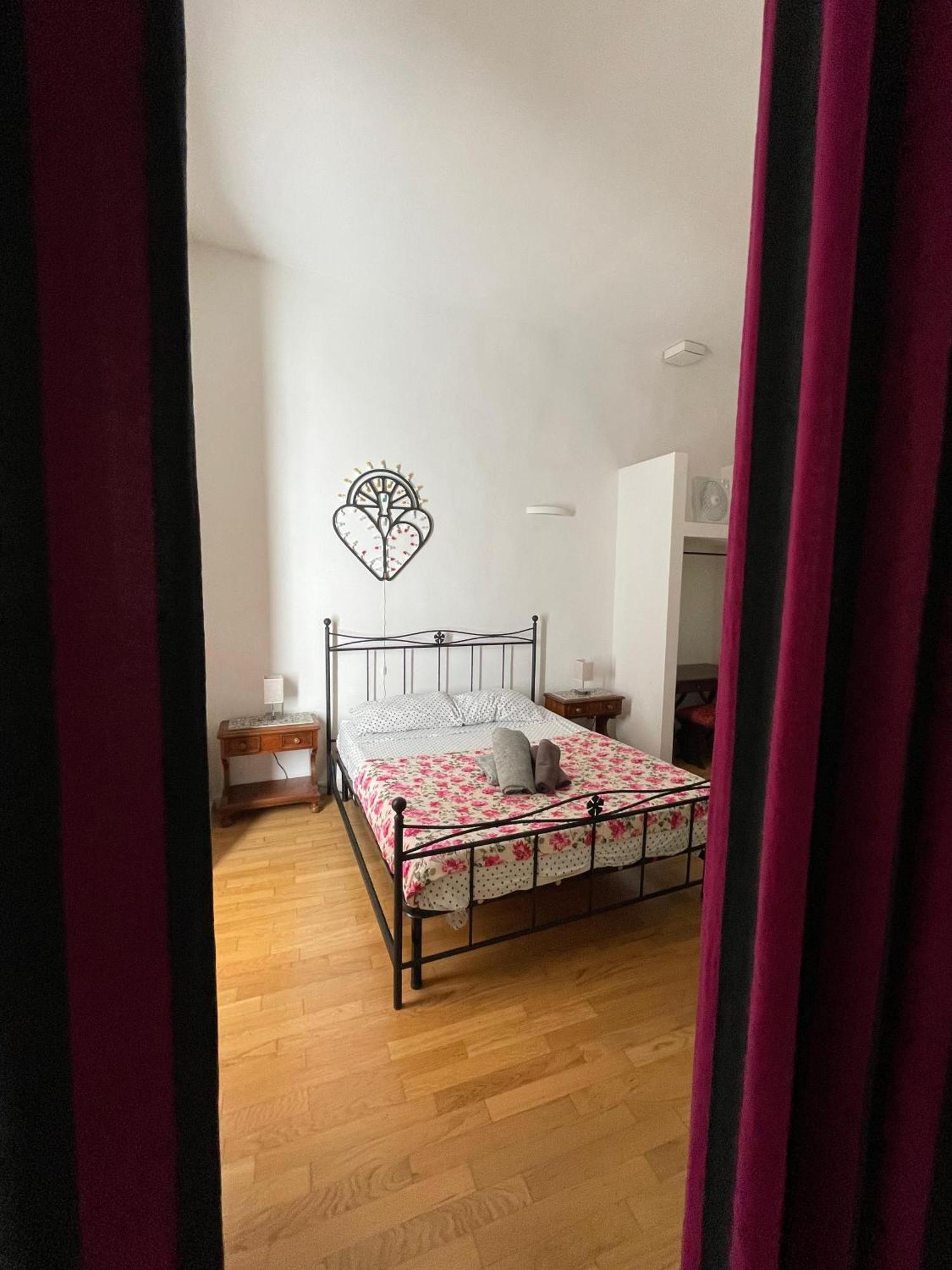 Lovely Room In Bari Old Town Экстерьер фото